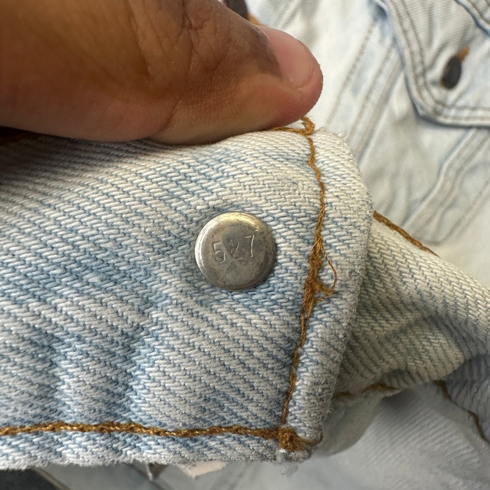 Vintage Levi's Denim Jacket Mens XL Light Wash Corduroy Collar 80s Trucker USA - Picture 5 of 14